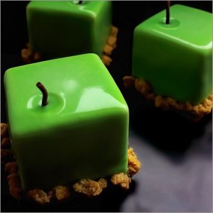 Granny Smith Apple Dessert with Caramel and Walnut base - Apcubique