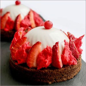 Strawberry Mousse and Cream Dessert - Fraises Nues