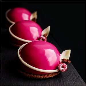 Raspberry Mousse with Vanilla Heart - L'Aube Framboise
